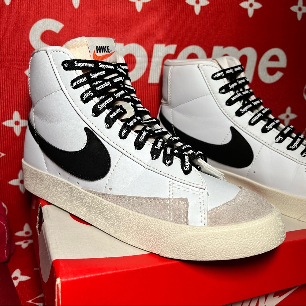 ❤️gently used nike blazers size 8 womens